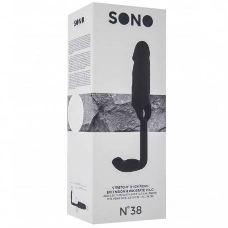 SONO 38 EXTENSION +2.5CM  PENE CON ANILLA TESTÍCULOS Y PLUG ANAL NEGRO